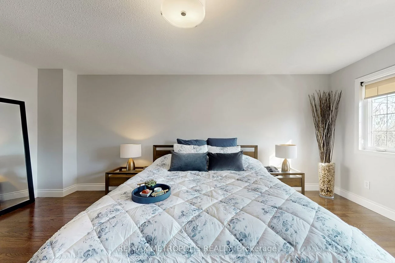 1310, Golden Meadow, 1005 - FA Falgarwood, Oakville
