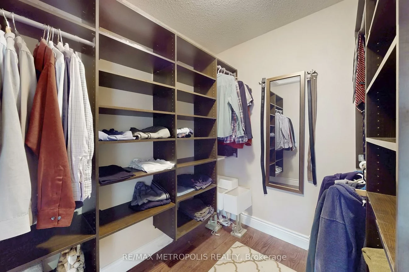 1310, Golden Meadow, 1005 - FA Falgarwood, Oakville