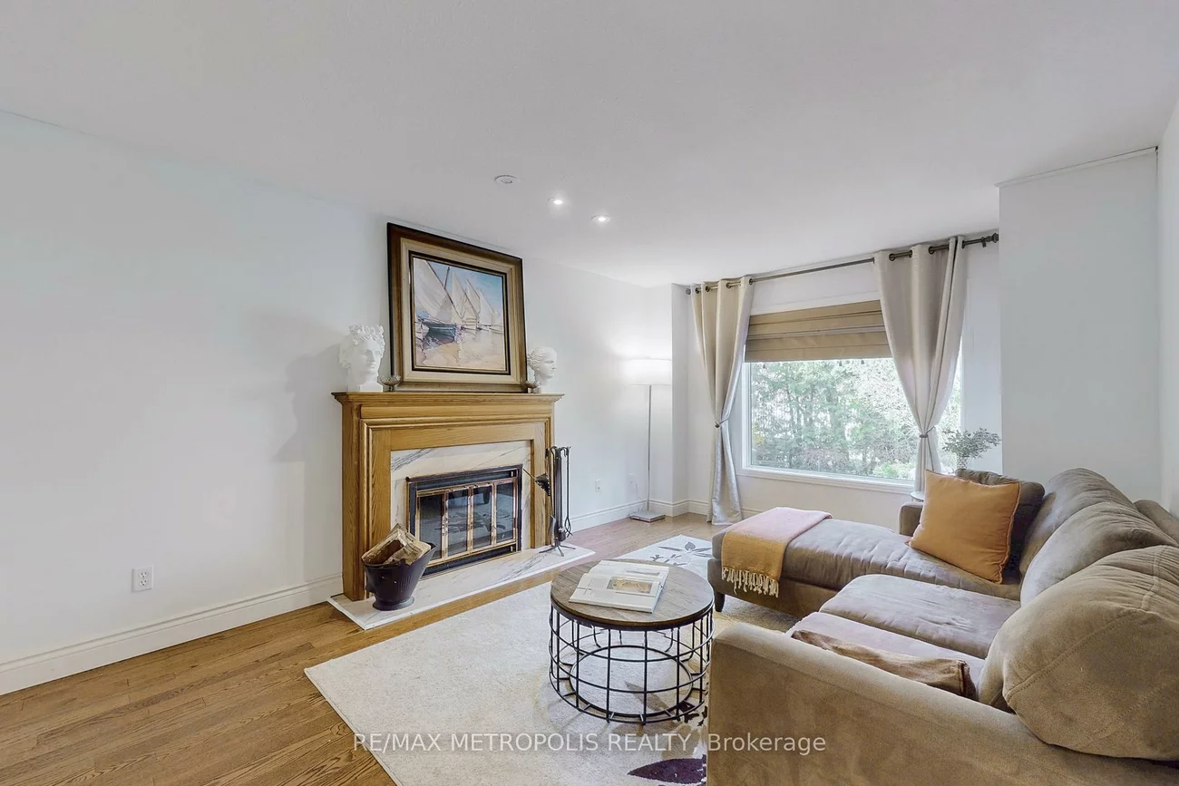 1310, Golden Meadow, 1005 - FA Falgarwood, Oakville