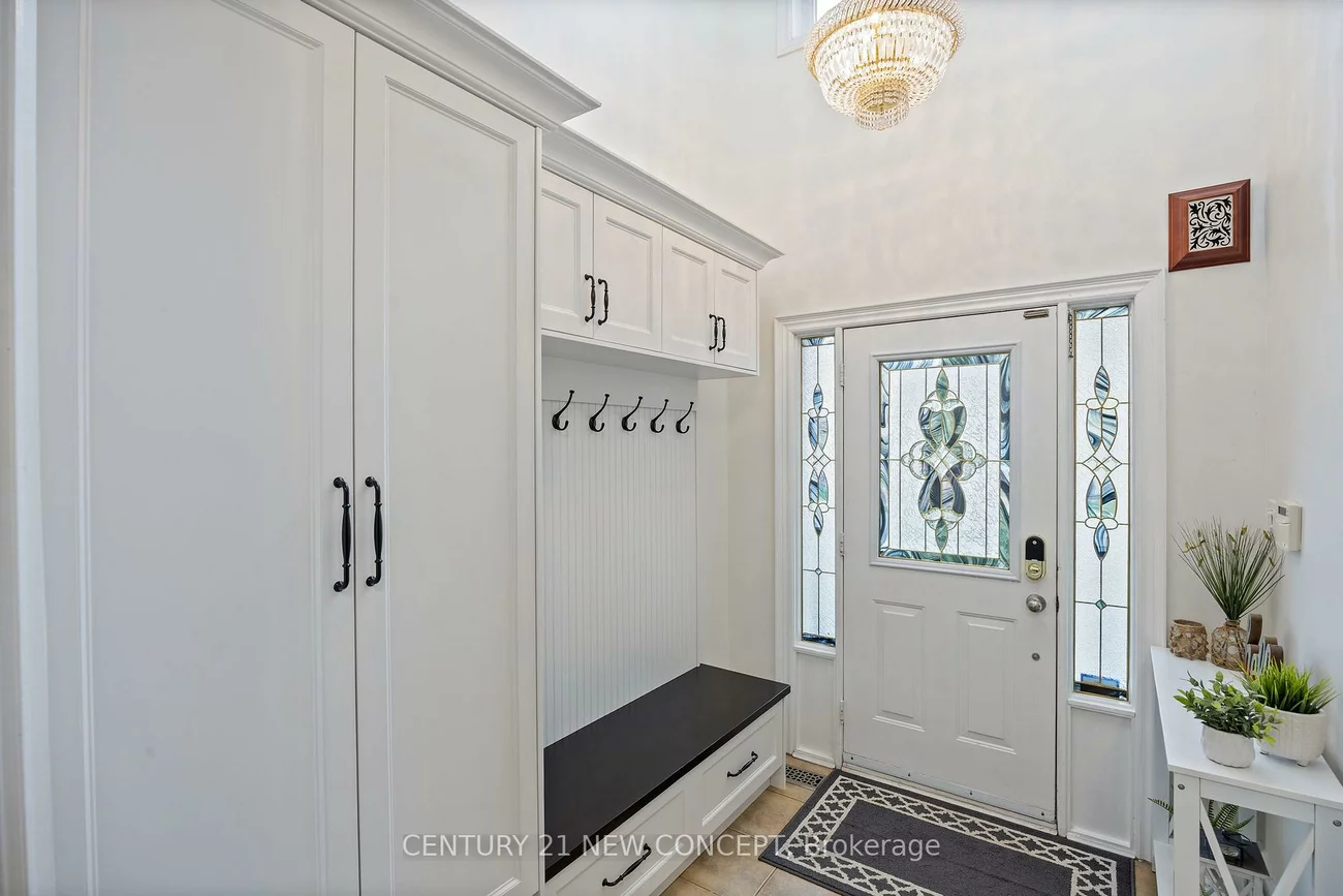 2587, Carberry, 1019 - WM Westmount, Oakville