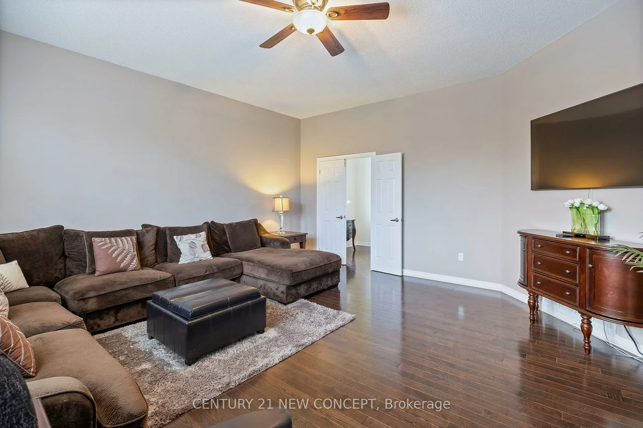 2587, Carberry, 1019 - WM Westmount, Oakville