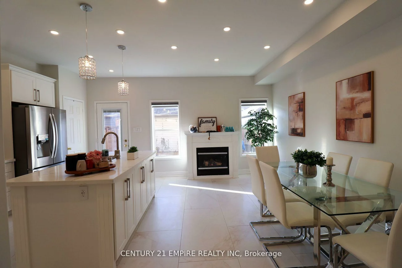 263, Gatwick, 1015 - RO River Oaks, Oakville