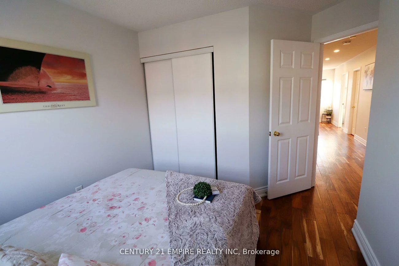 263, Gatwick, 1015 - RO River Oaks, Oakville