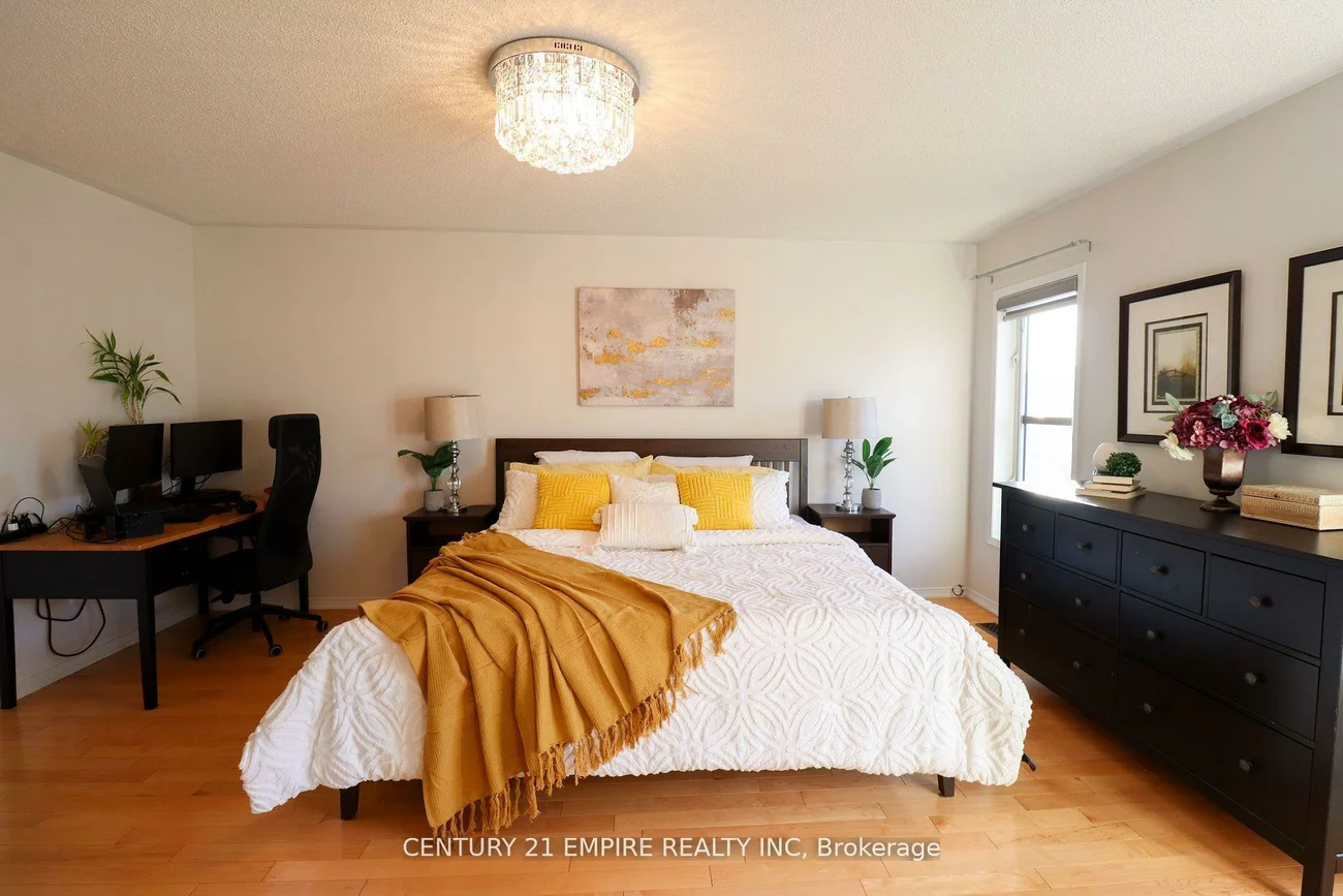 263, Gatwick, 1015 - RO River Oaks, Oakville