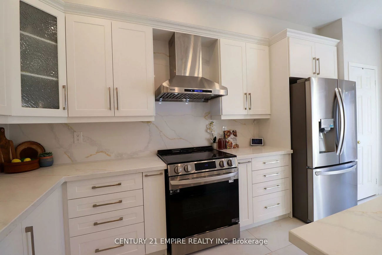 263, Gatwick, 1015 - RO River Oaks, Oakville