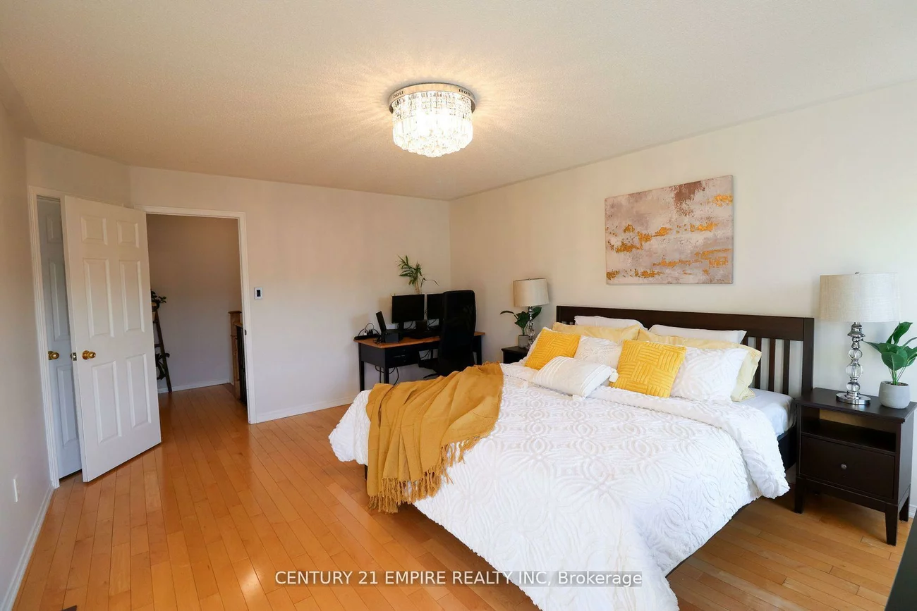 263, Gatwick, 1015 - RO River Oaks, Oakville