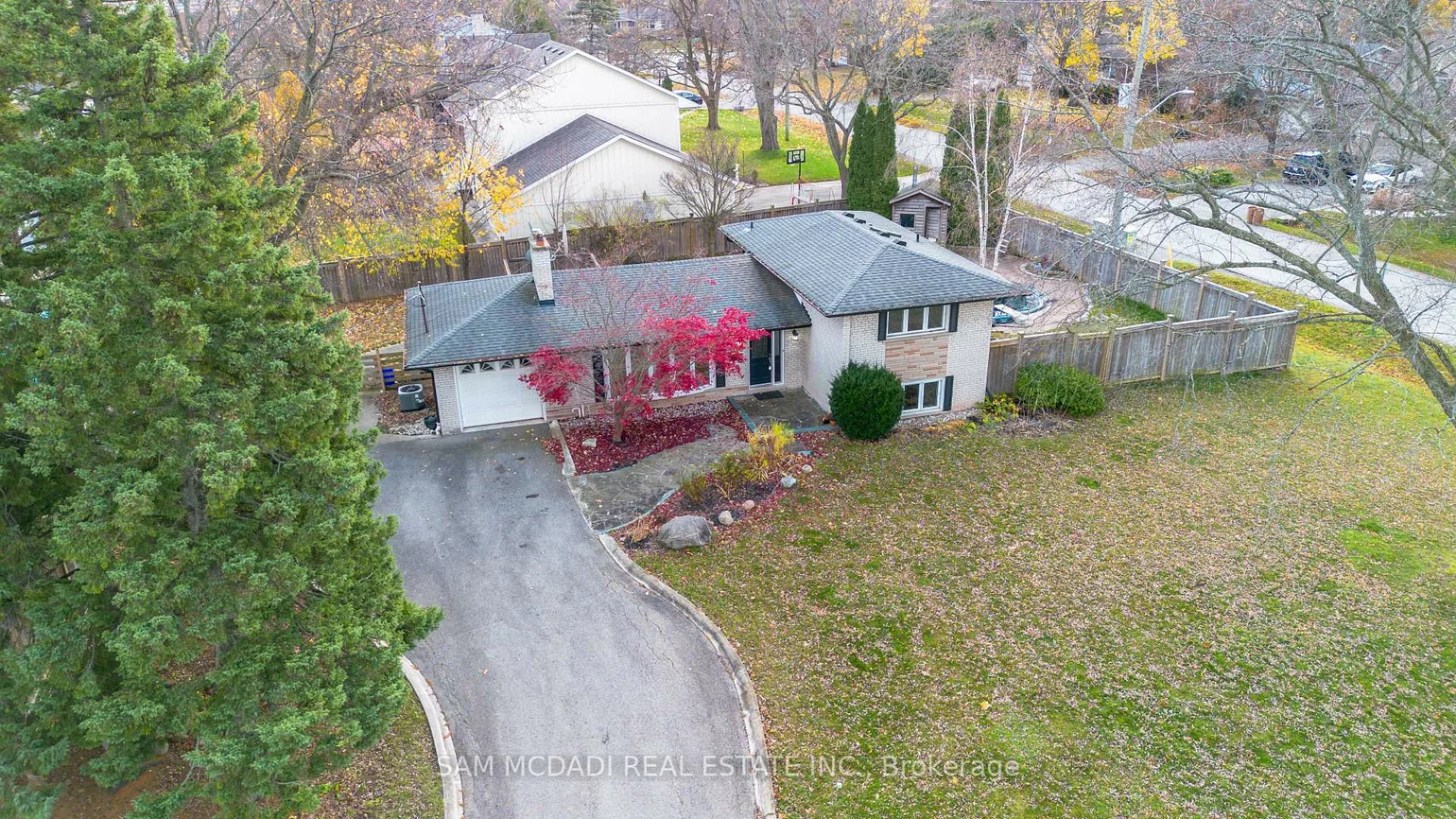 1198, Willowbrook, 1020 - WO West, Oakville