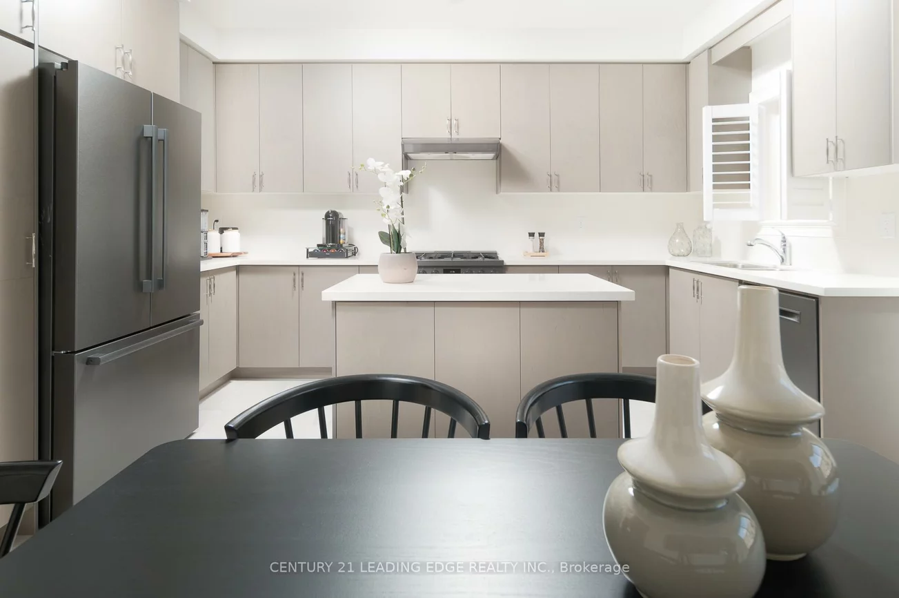 4090, Channing, 1008 - GO Glenorchy, Oakville
