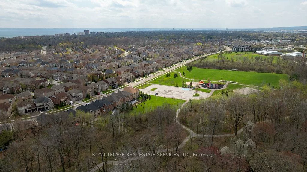 161, Riverview, 1001 - BR Bronte, Oakville