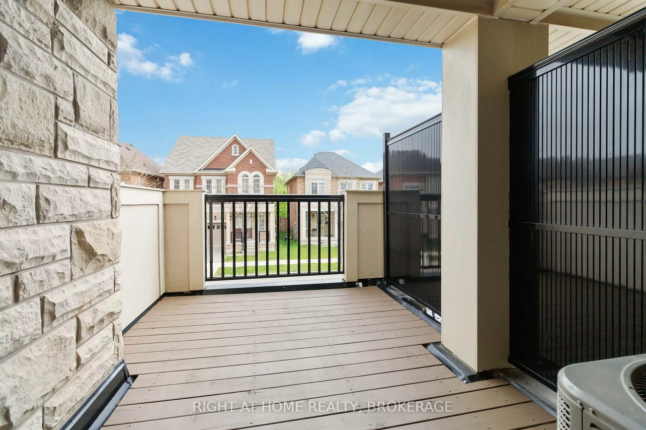 3060, Gardenia, 1008 - GO Glenorchy, Oakville