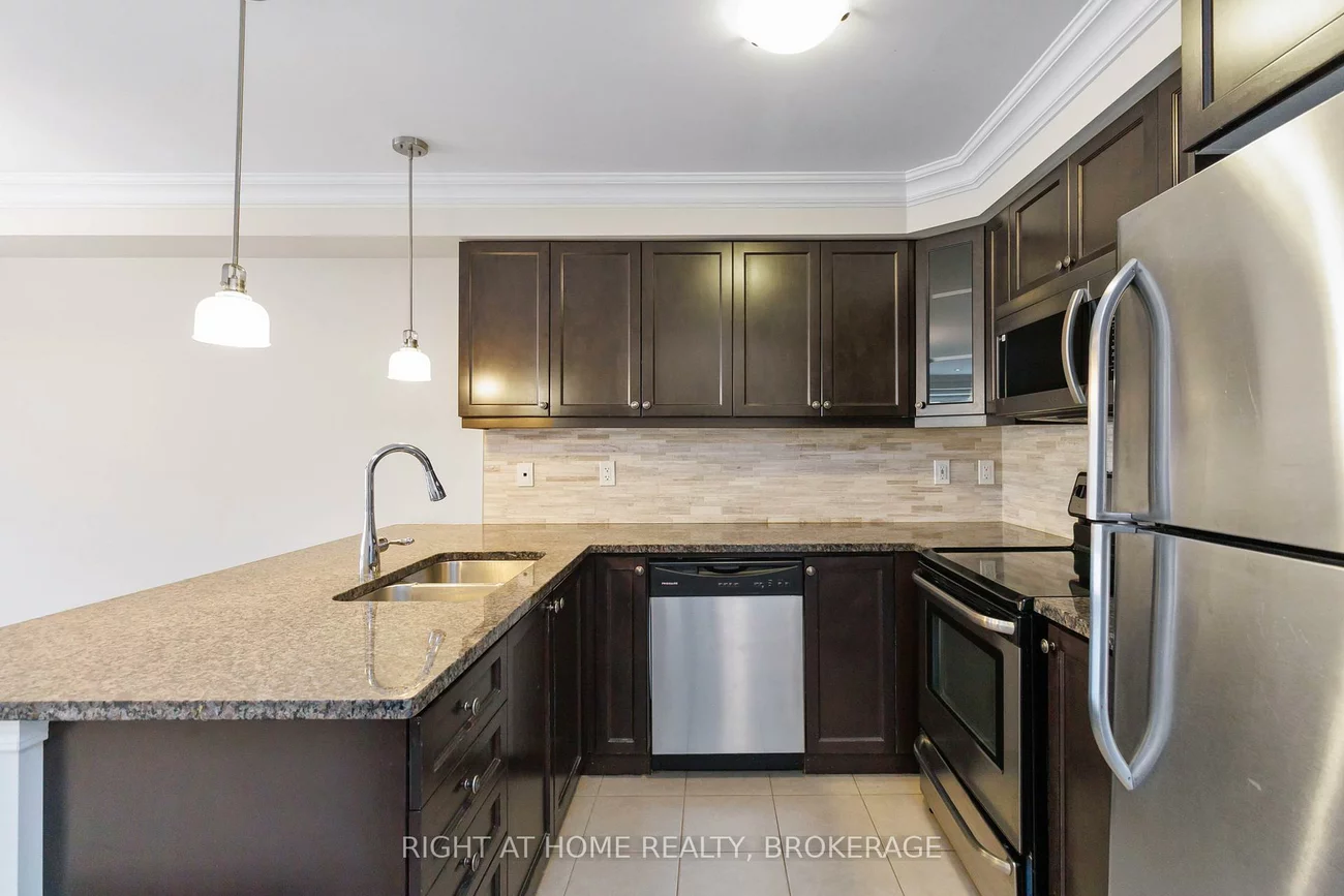 3060, Gardenia, 1008 - GO Glenorchy, Oakville