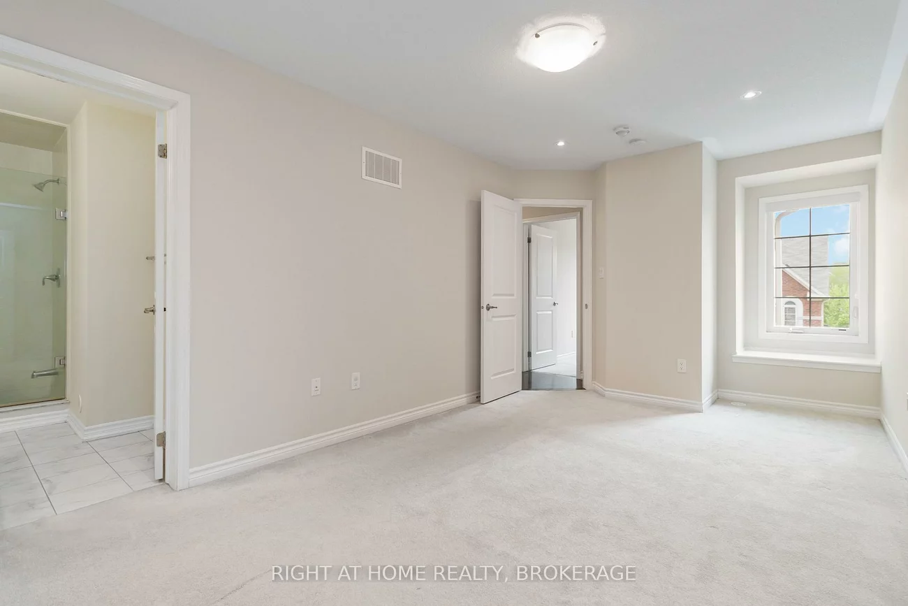 3060, Gardenia, 1008 - GO Glenorchy, Oakville