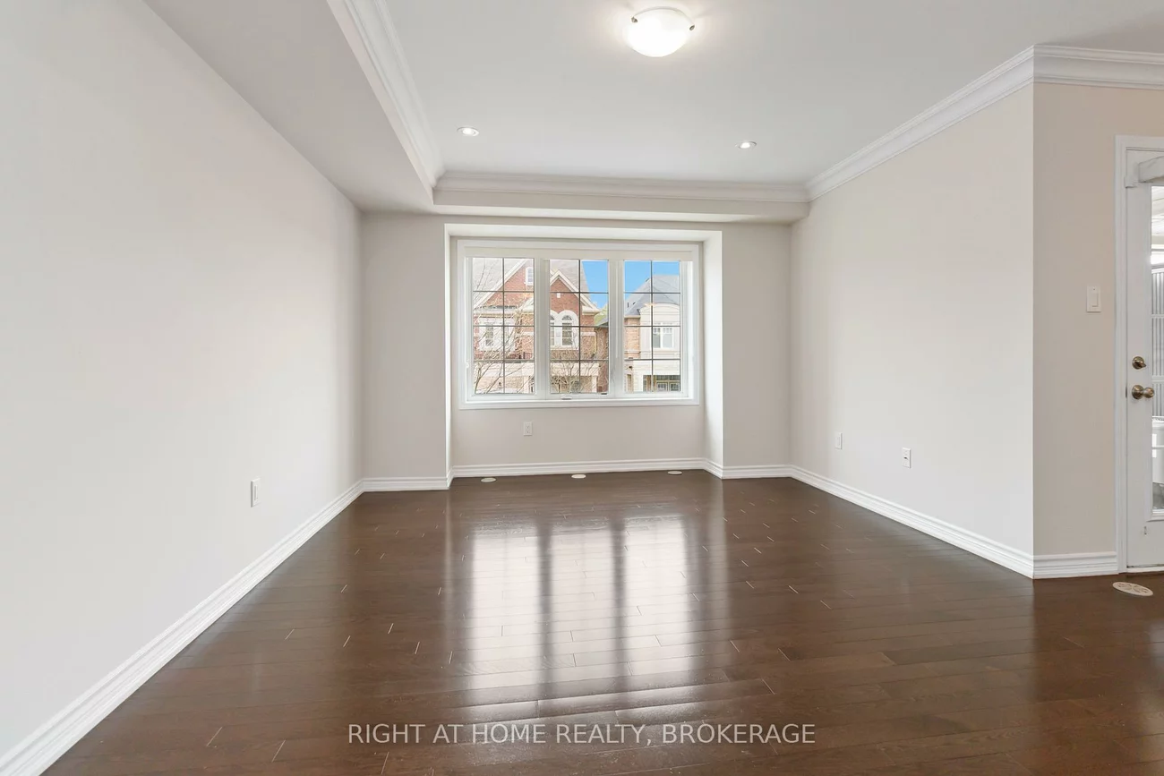 3060, Gardenia, 1008 - GO Glenorchy, Oakville