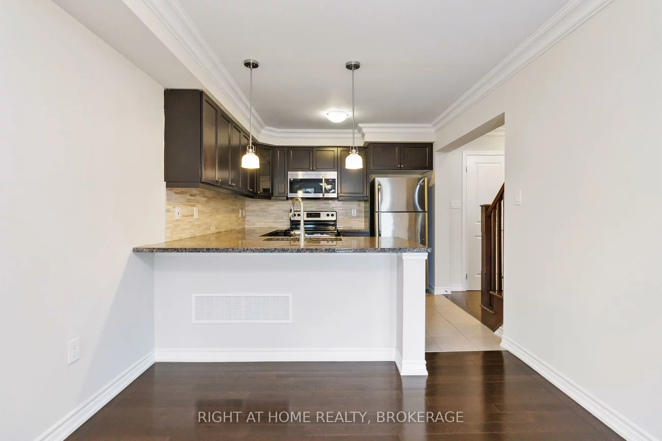 3060, Gardenia, 1008 - GO Glenorchy, Oakville