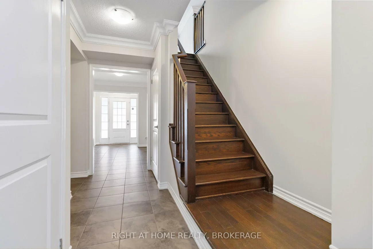 3060, Gardenia, 1008 - GO Glenorchy, Oakville