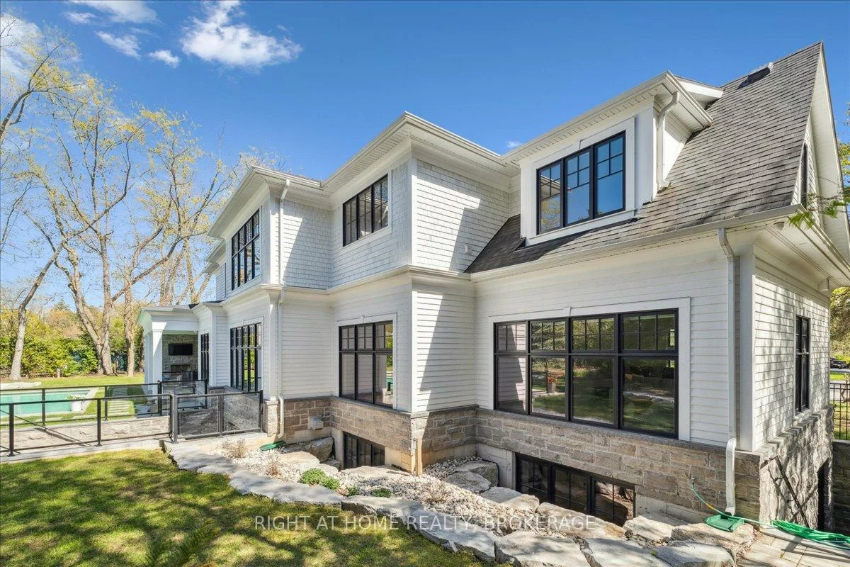 1253, Crawford, 1011 - MO Morrison, Oakville