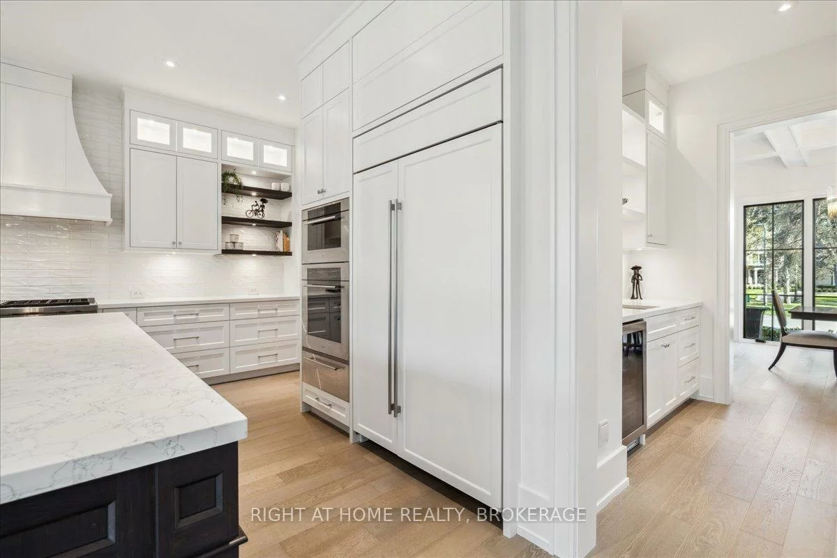 1253, Crawford, 1011 - MO Morrison, Oakville