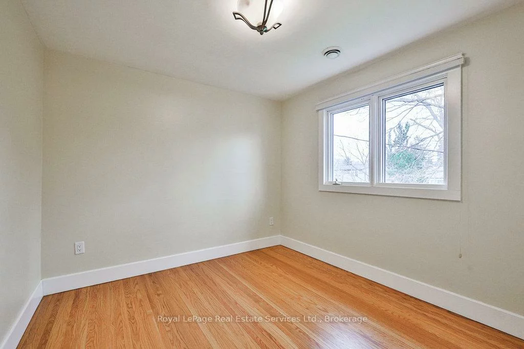 196, Sabel, 1001 - BR Bronte, Oakville