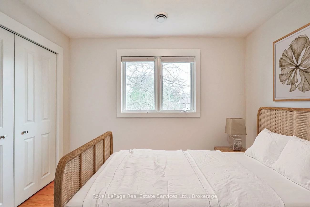 196, Sabel, 1001 - BR Bronte, Oakville
