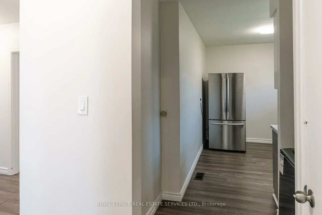365, Sandhurst, 1020 - WO West, Oakville