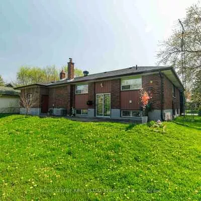 365, Sandhurst, 1020 - WO West, Oakville