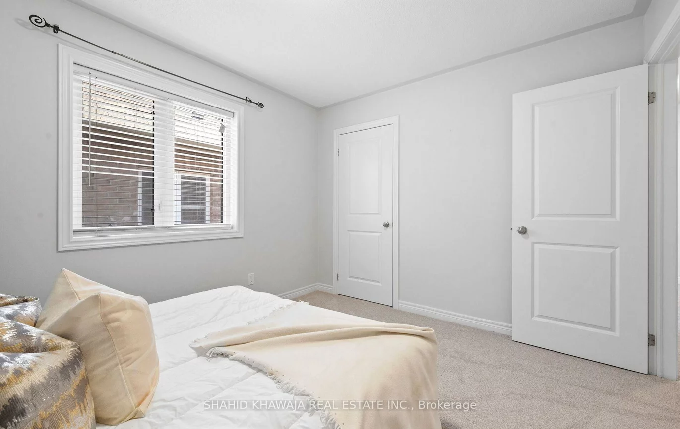 3049, Isaac, 1008 - GO Glenorchy, Oakville
