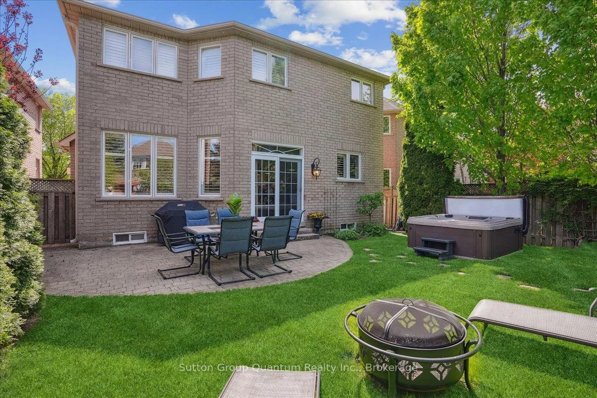 2477, Longridge, 1015 - RO River Oaks, Oakville