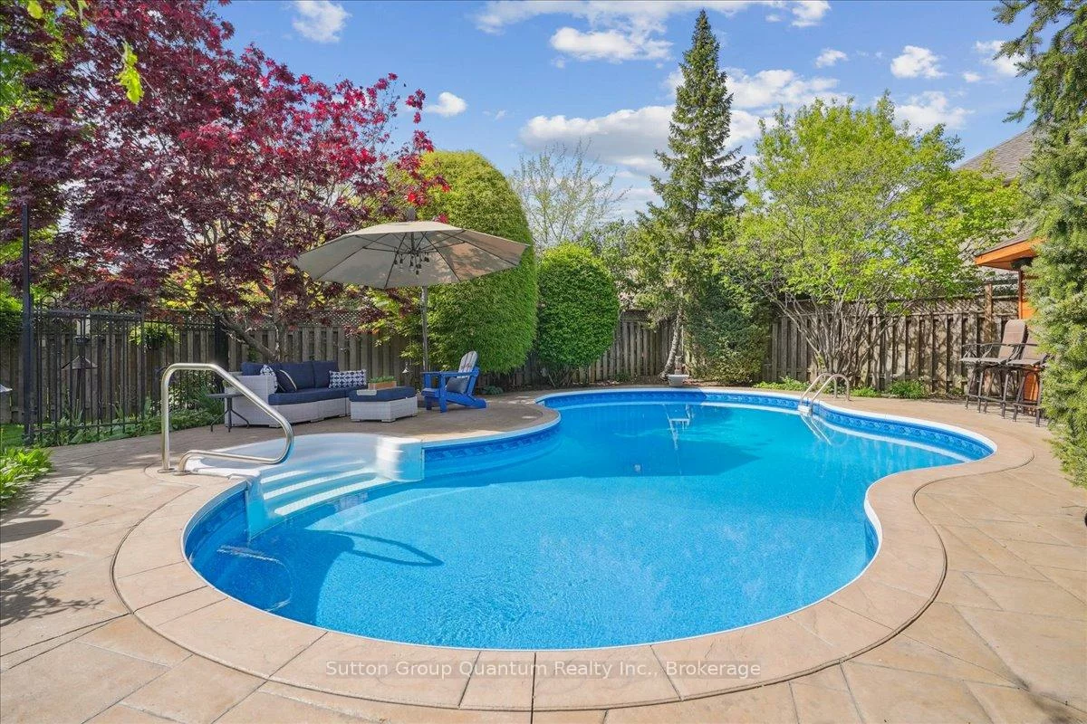 2477, Longridge, 1015 - RO River Oaks, Oakville