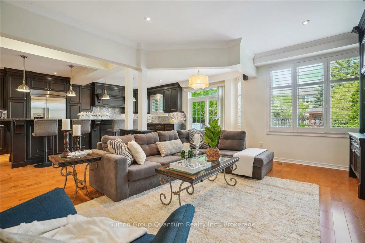 2477, Longridge, 1015 - RO River Oaks, Oakville