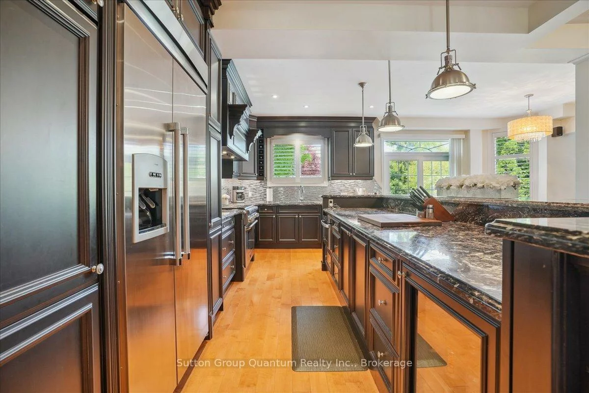 2477, Longridge, 1015 - RO River Oaks, Oakville