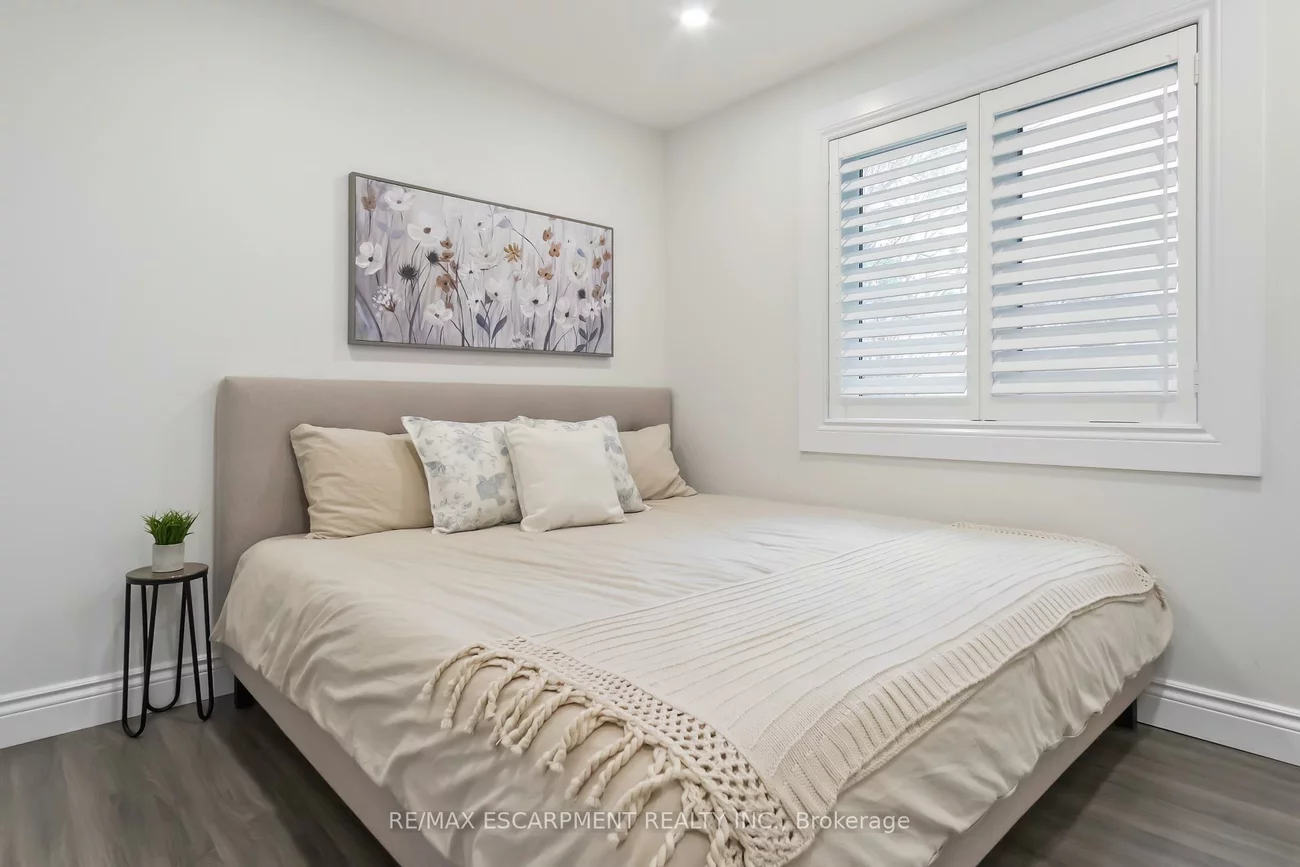 354, Bartos, 1002 - CO Central, Oakville