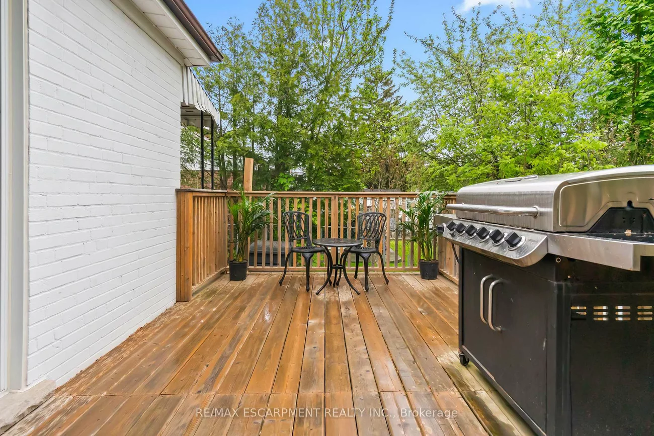 354, Bartos, 1002 - CO Central, Oakville