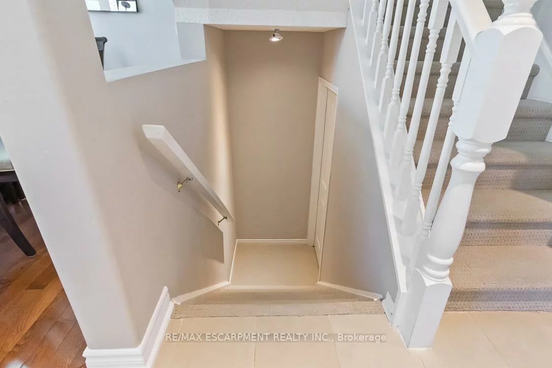 2160, Peachtree, 1019 - WM Westmount, Oakville