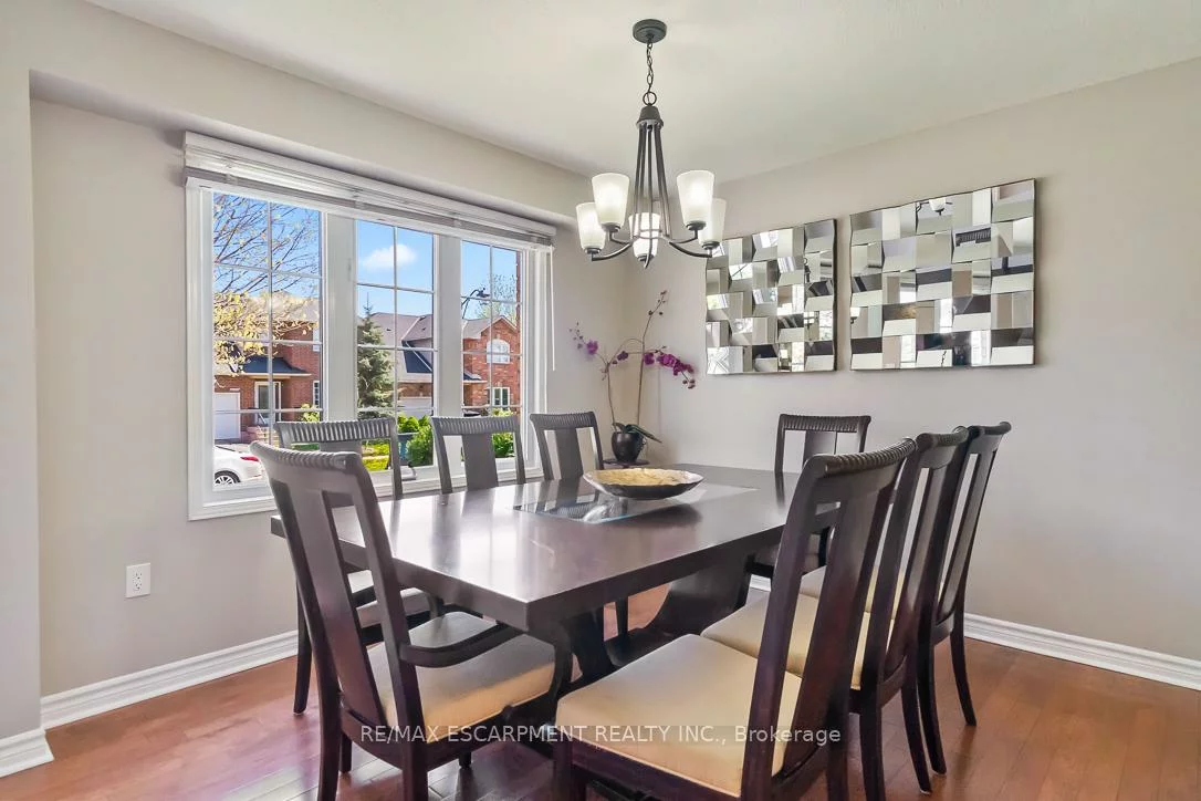 2160, Peachtree, 1019 - WM Westmount, Oakville