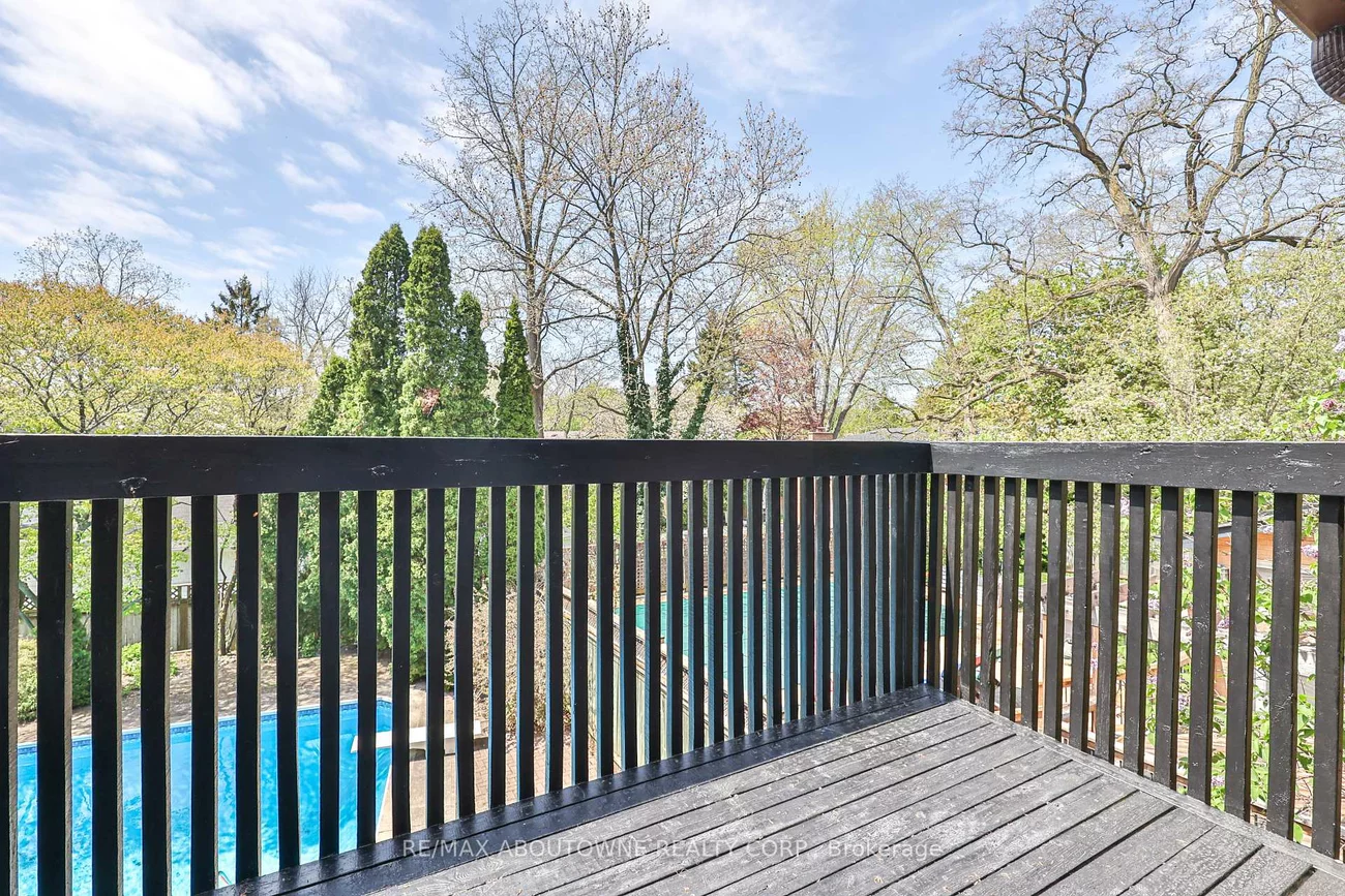 108, Whittington, 1017 - SW Southwest, Oakville