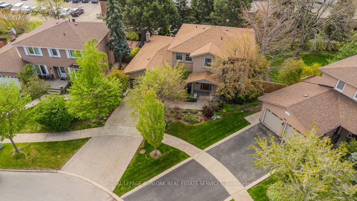 318, Slade, 1020 - WO West, Oakville