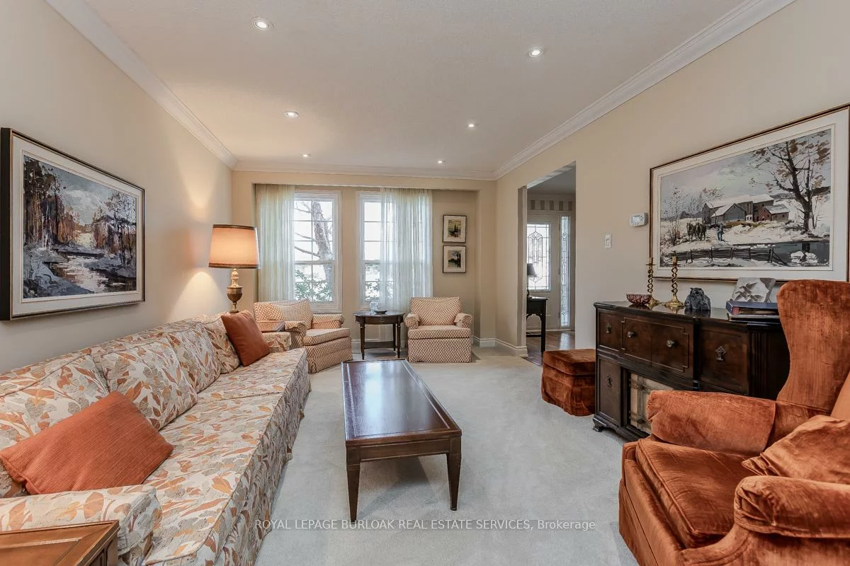 318, Slade, 1020 - WO West, Oakville