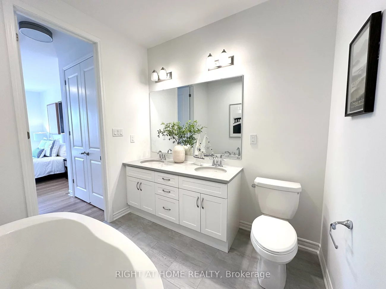 3081, Langdon, 1010 - JM Joshua Meadows, Oakville