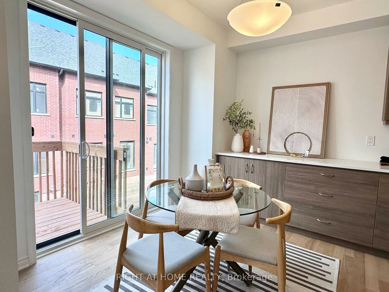 3081, Langdon, 1010 - JM Joshua Meadows, Oakville