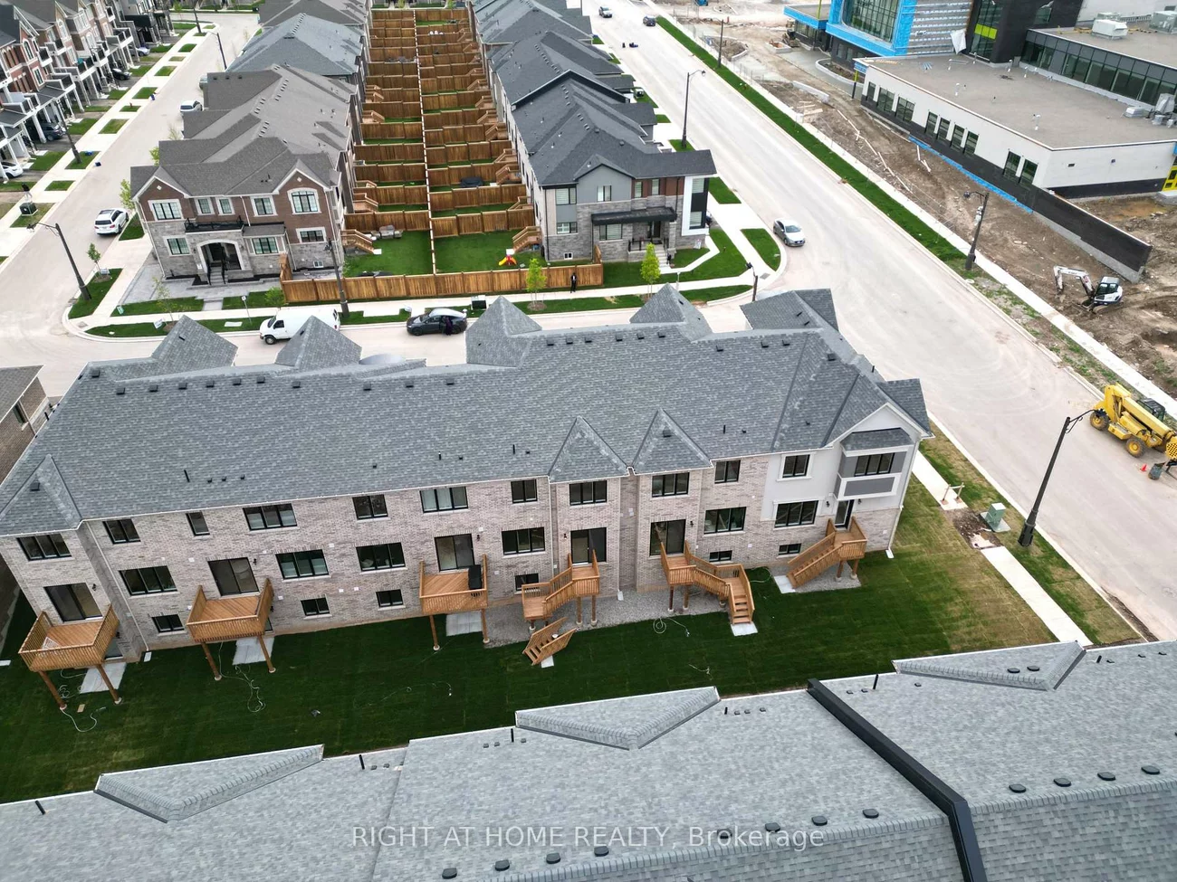 3081, Langdon, 1010 - JM Joshua Meadows, Oakville