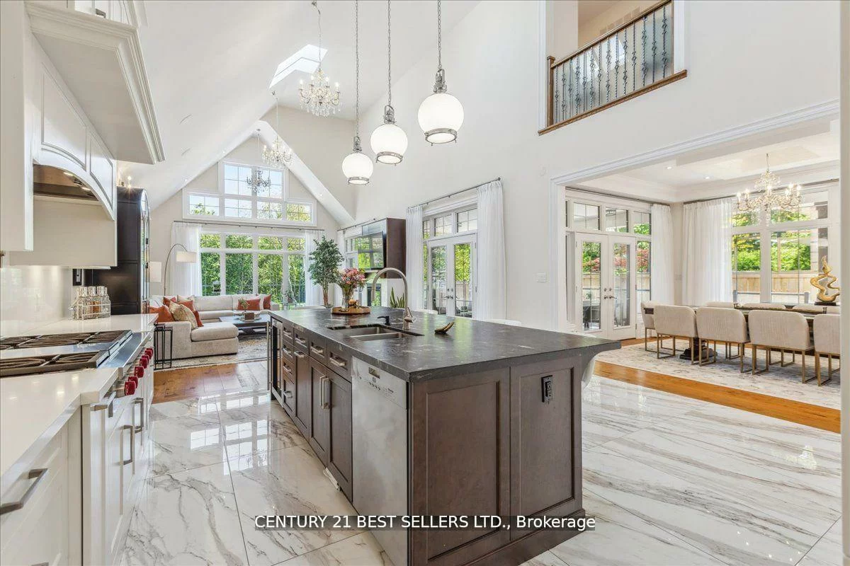 41, Cudmore, 1001 - BR Bronte, Oakville