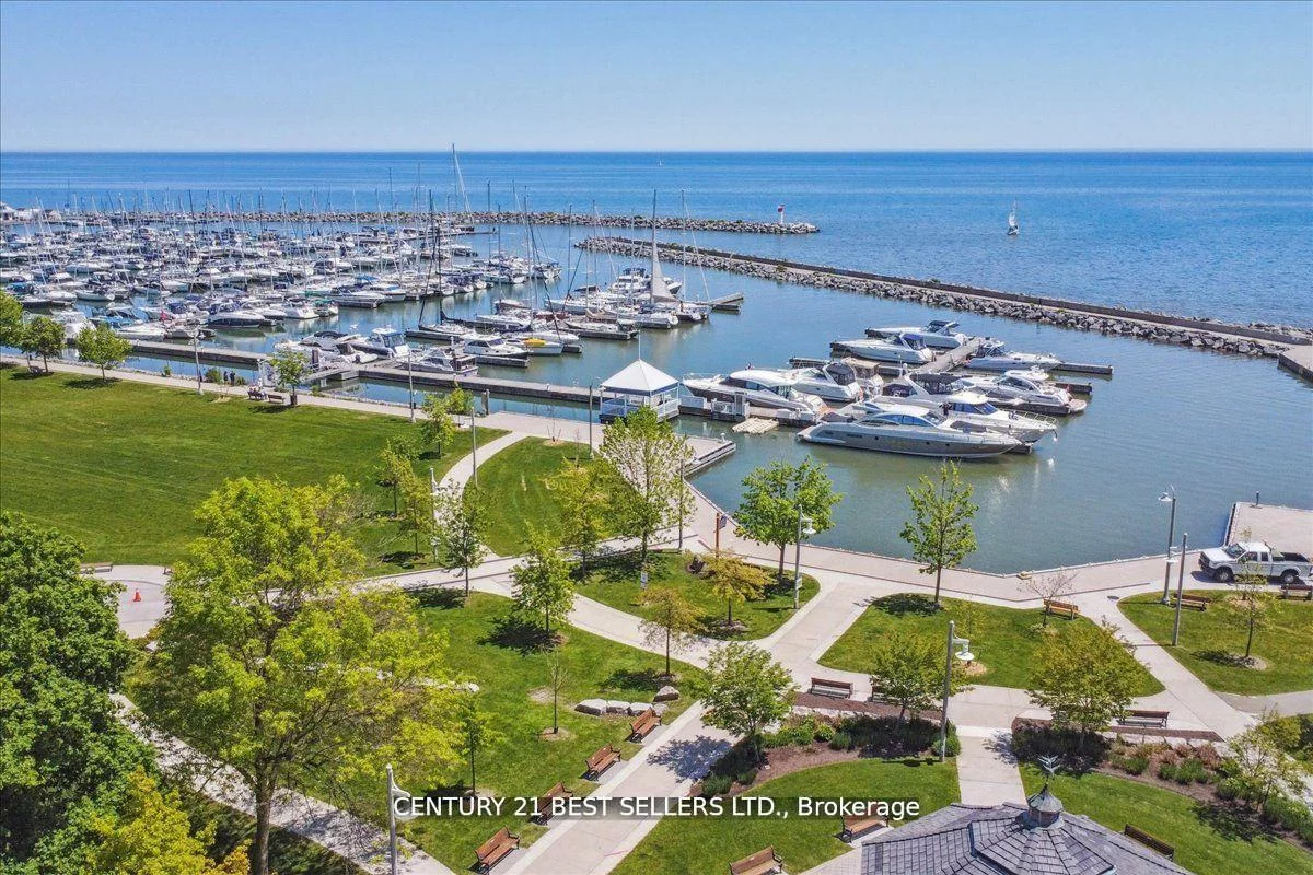 41, Cudmore, 1001 - BR Bronte, Oakville