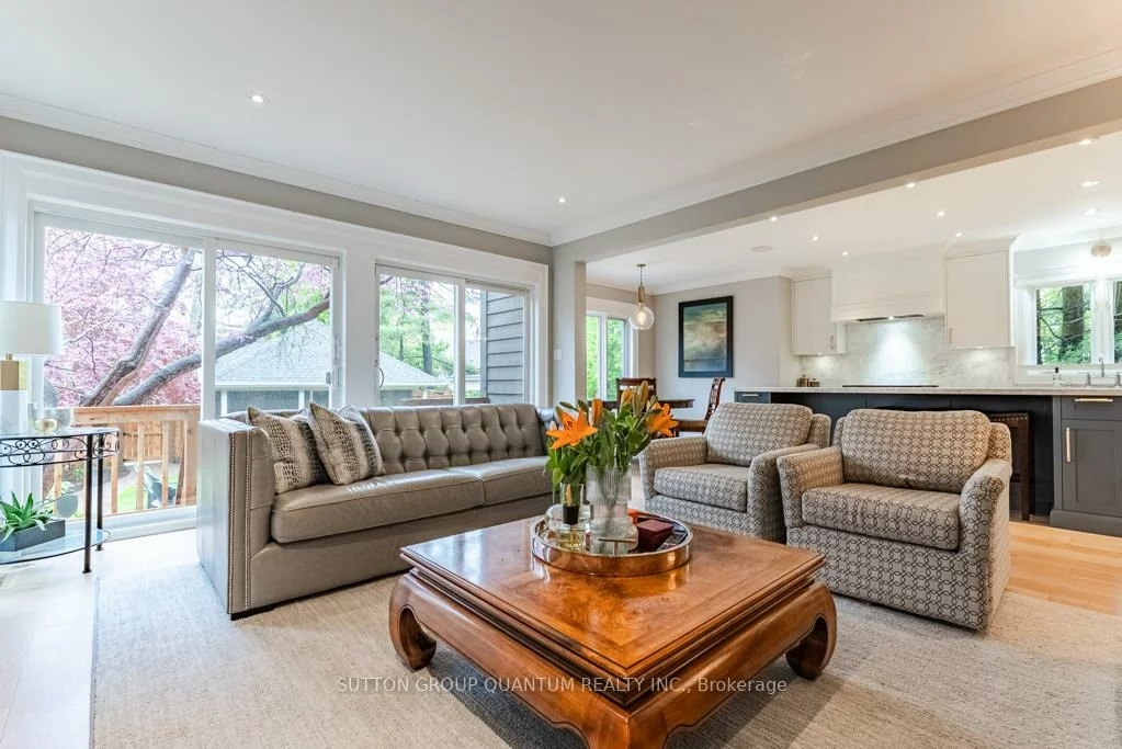 264, Douglas, 1013 - OO Old Oakville, Oakville