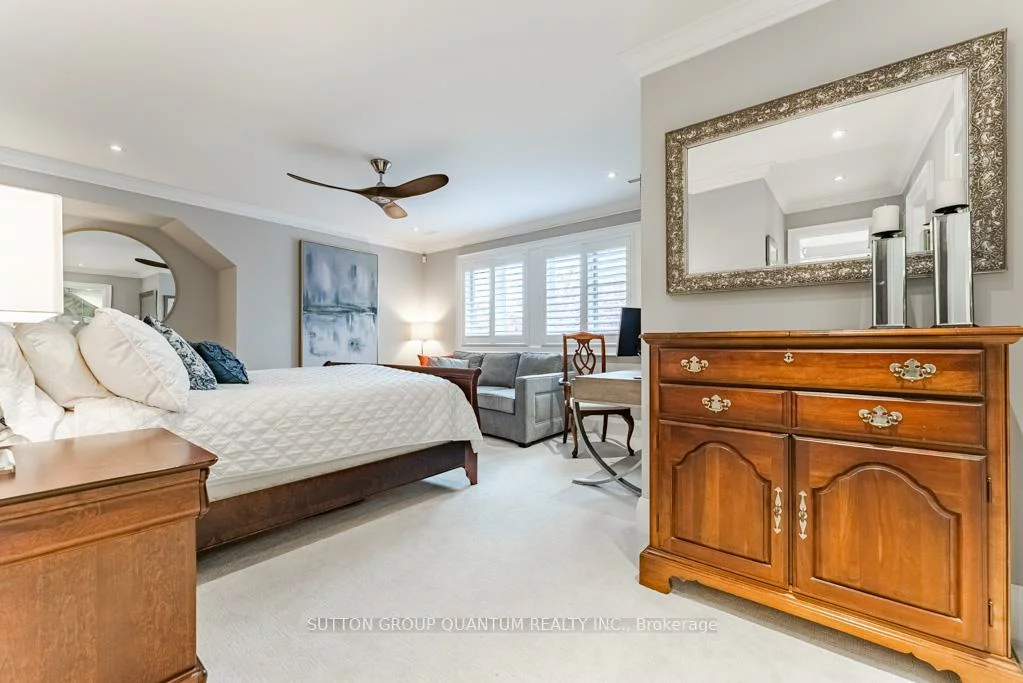 264, Douglas, 1013 - OO Old Oakville, Oakville