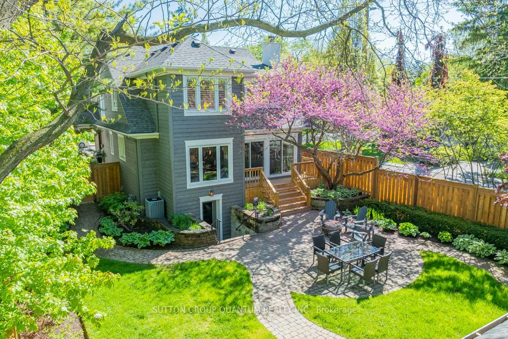 264, Douglas, 1013 - OO Old Oakville, Oakville