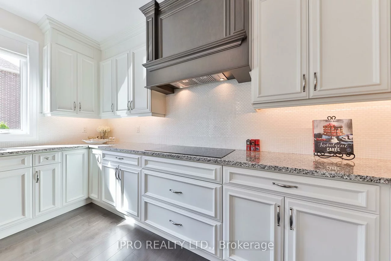 226, Mcwilliams, 1008 - GO Glenorchy, Oakville