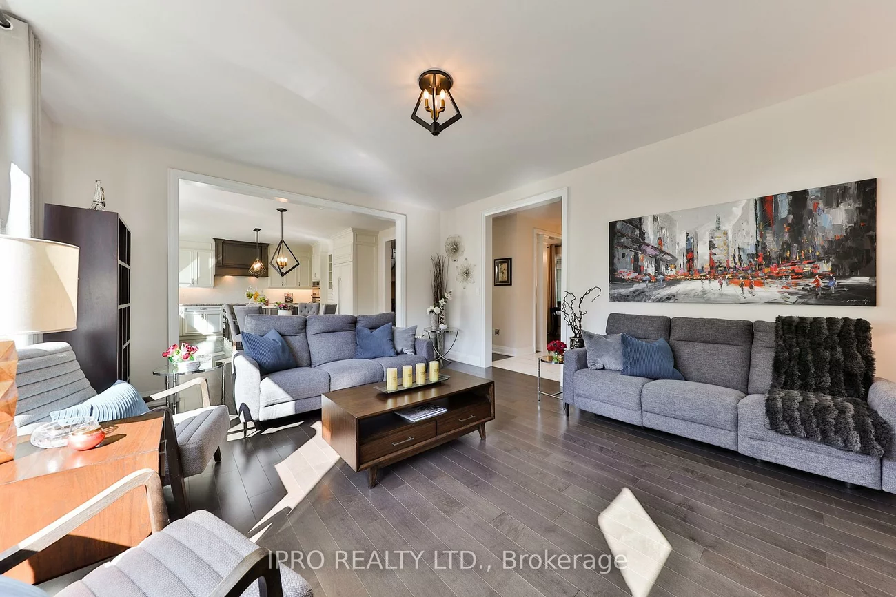 226, Mcwilliams, 1008 - GO Glenorchy, Oakville