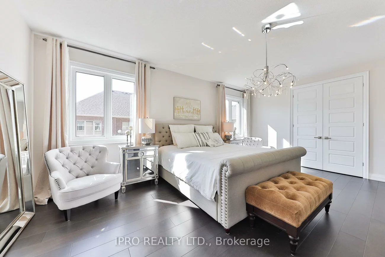 226, Mcwilliams, 1008 - GO Glenorchy, Oakville