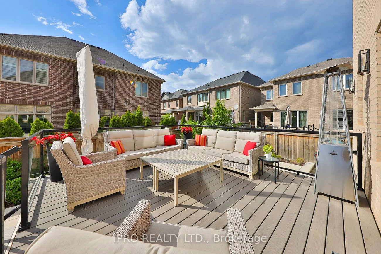 226, Mcwilliams, 1008 - GO Glenorchy, Oakville