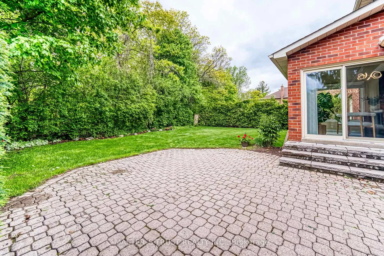 2108, Grenville, 1018 - WC Wedgewood Creek, Oakville